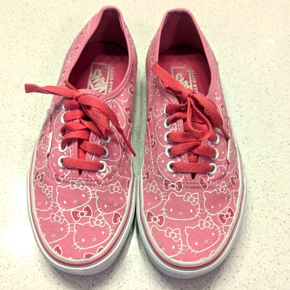 Classic Pink Hello Kitty Lace Up Vans Women's Sz 8
